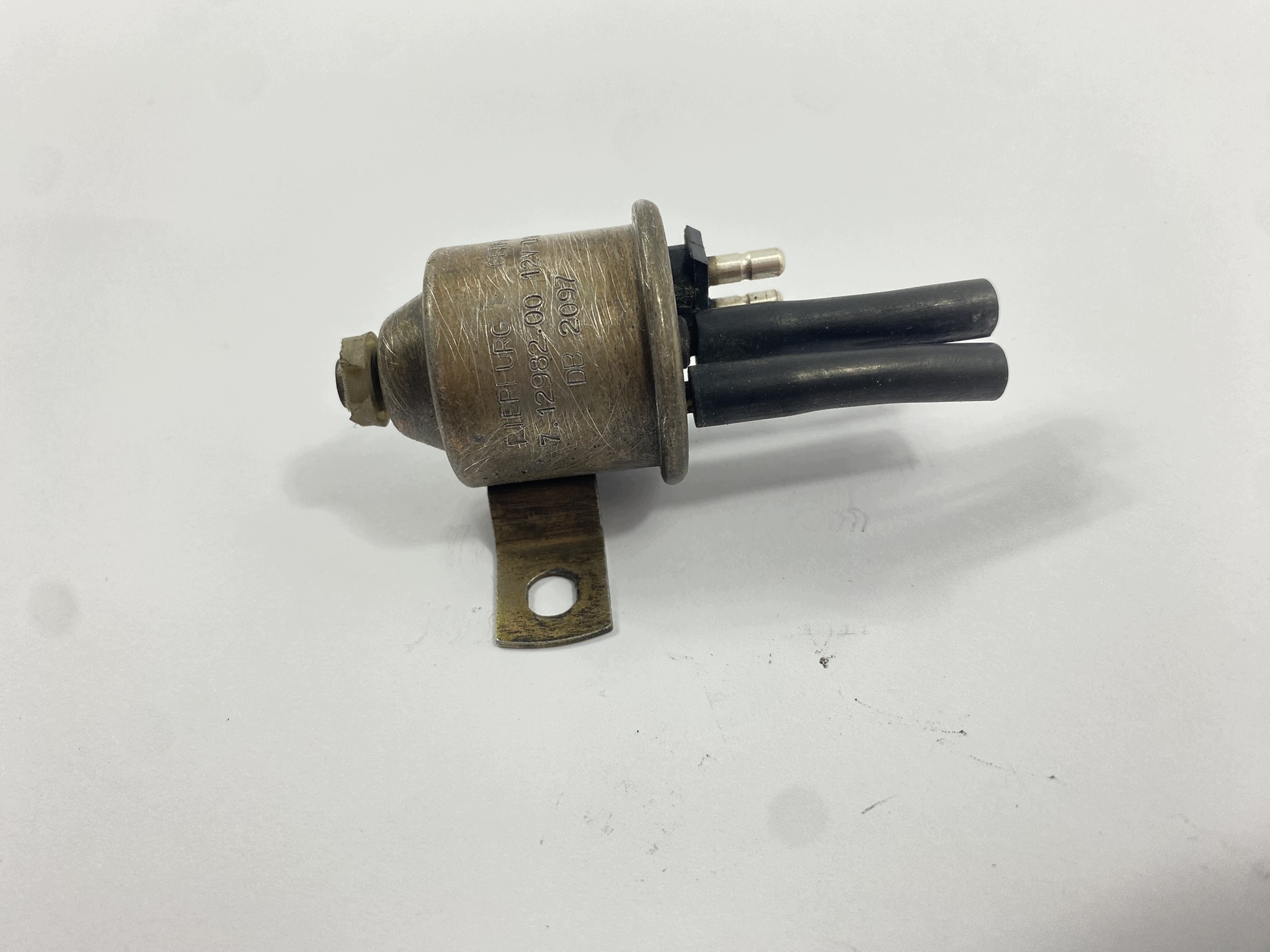Válvula de vacío Mercedes R107 W126 71298200 image 6