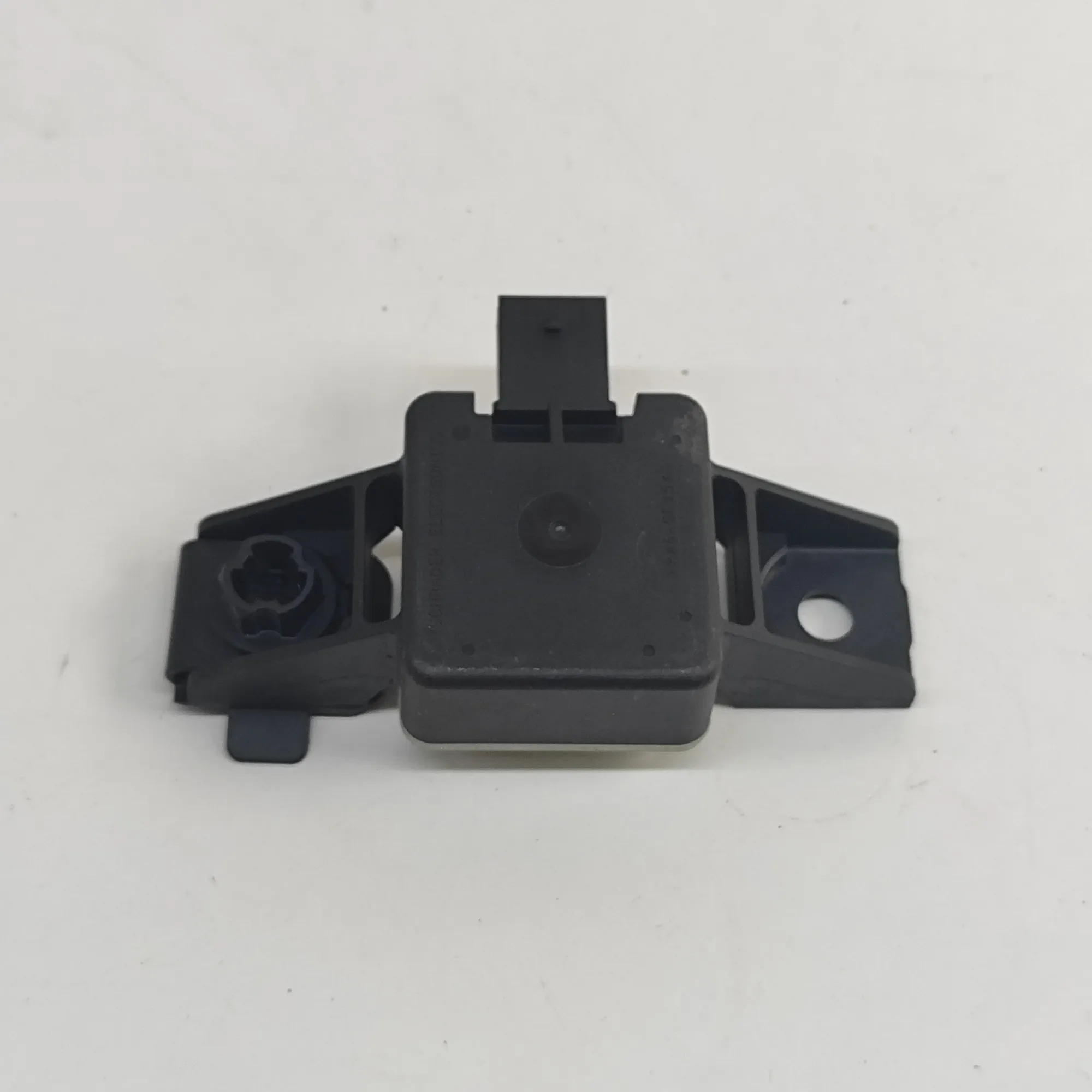 Drucksensor Luft Mercedes-Benz C (S206) A0009000648 image 2
