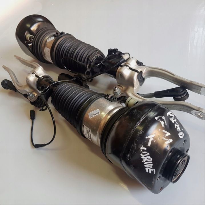 Shock Absorber BMW G12 G11 xD 7915945 6899043 6877559 6877560 6899044 7915946