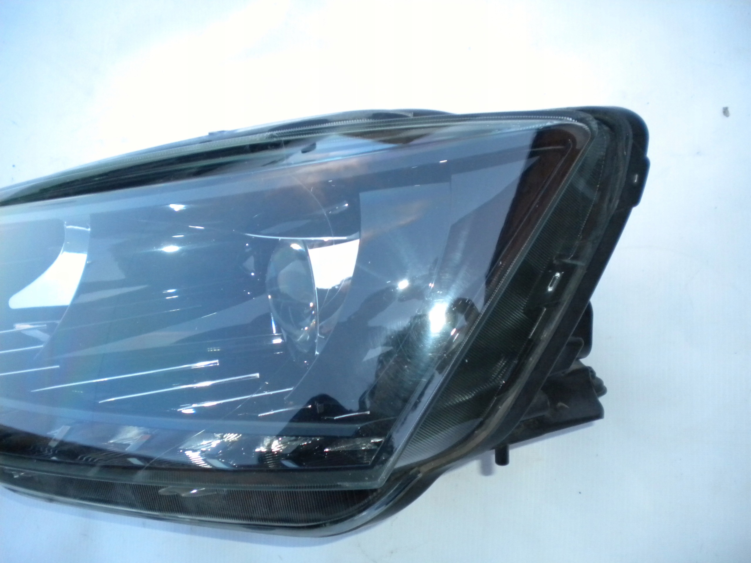 FABIA III linkerkoplamp - 6V1941015A image 3