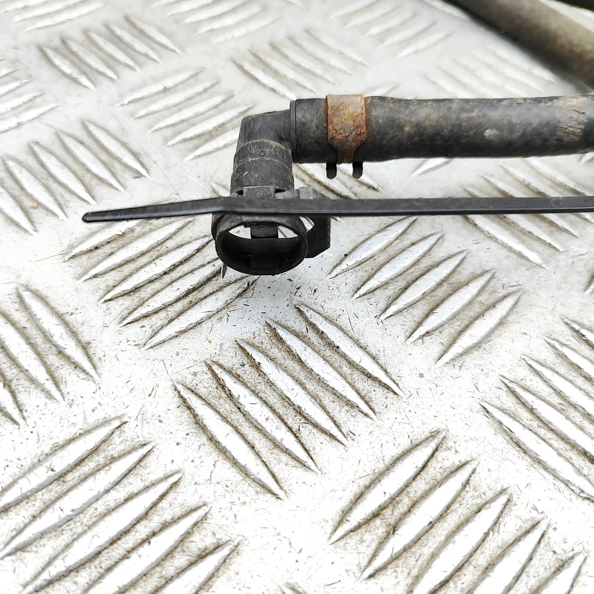 Jaguar XK8 (X100) Koplampsproeierslang LJA7070AE image 5