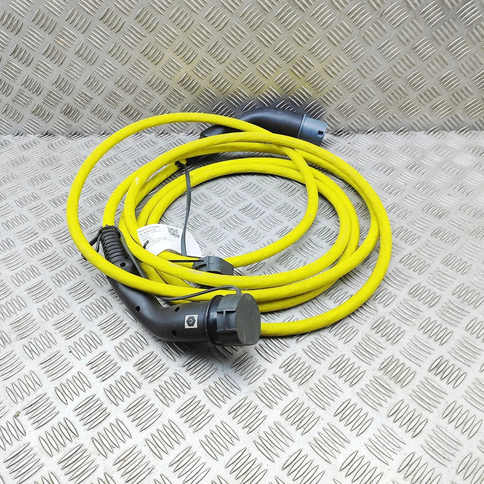 FIAT 500E Battery Charging Cable 52166357 2021 image 2