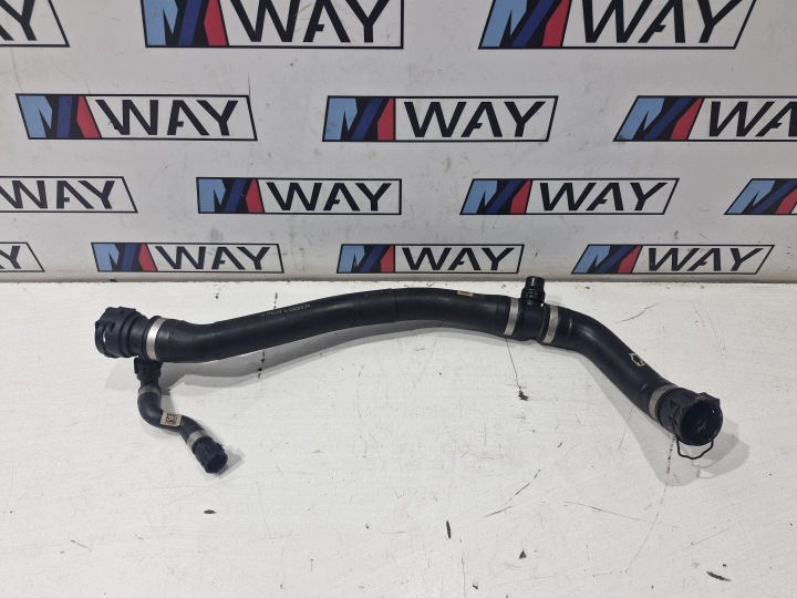 8616528 BMW F20 F21 F22 F30 F31 F36 VESILETKU PUTKI
