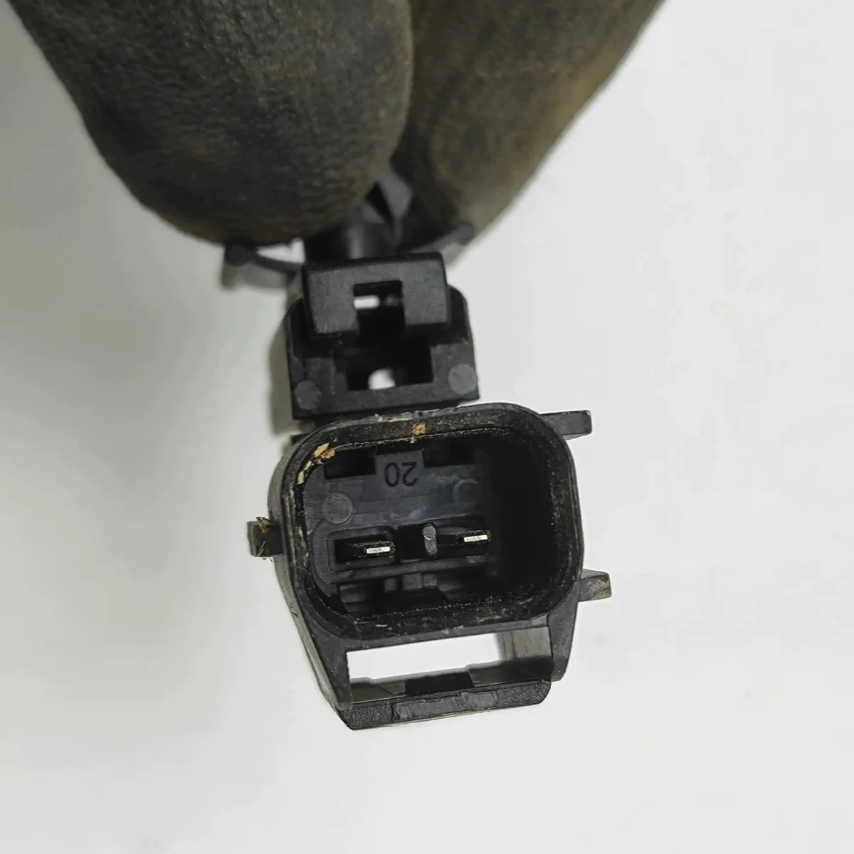 Sensor de Temperatura Externa BYD ATTO 3 image 6