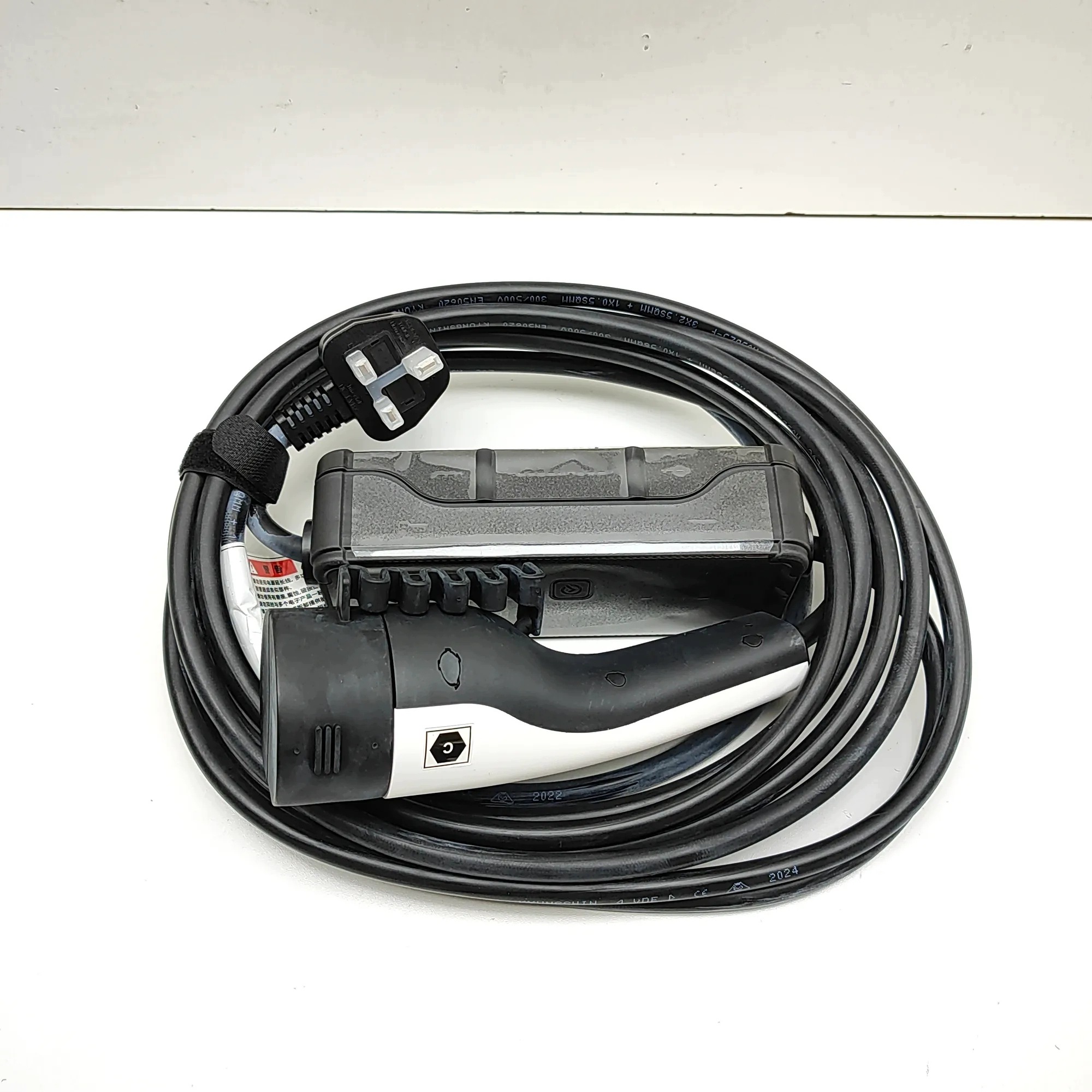 Câble de charge Genesis GV70 91686GI060BD image 3