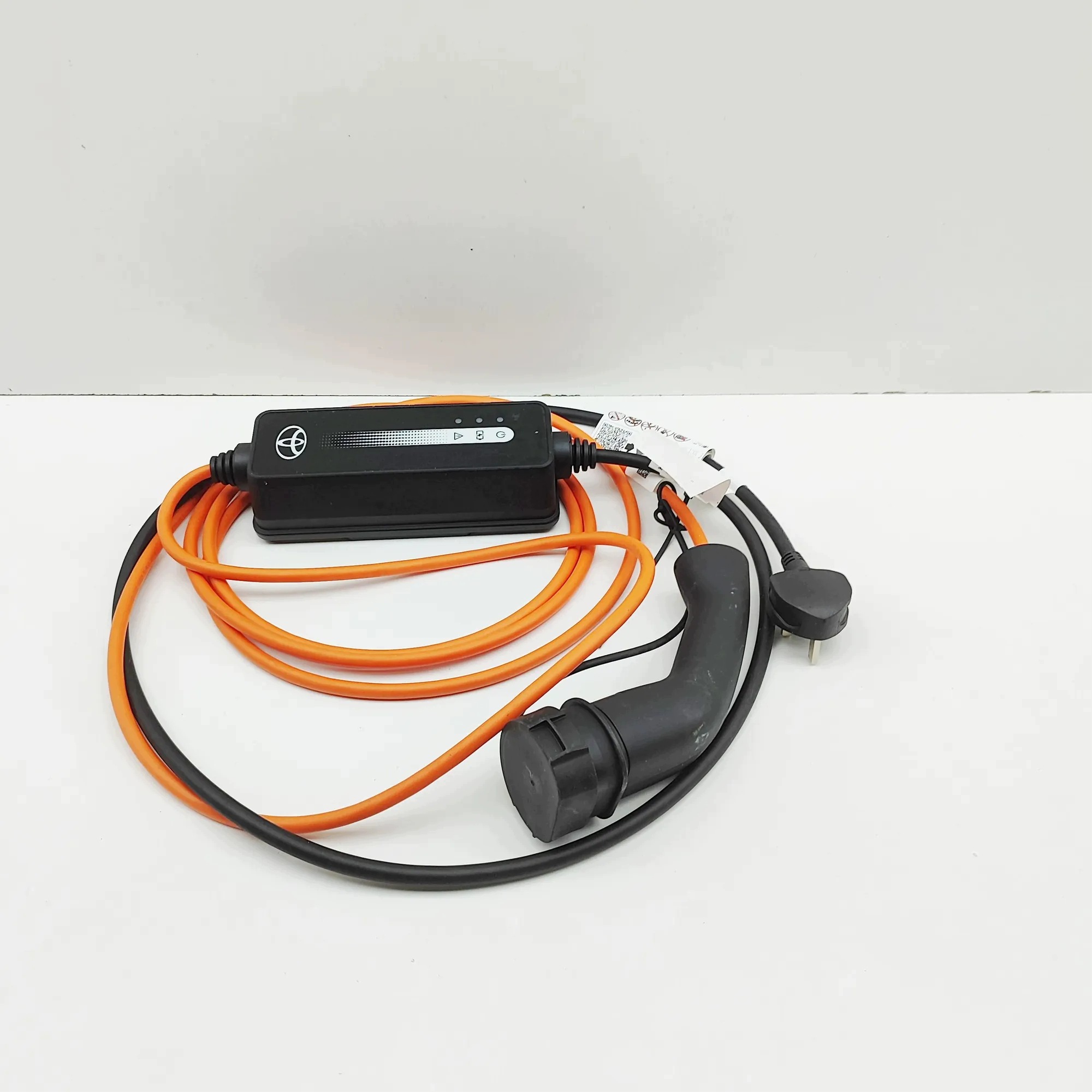 Cable de carga de batería Toyota bZ4X G9060YM131 150kW 2024 image 3