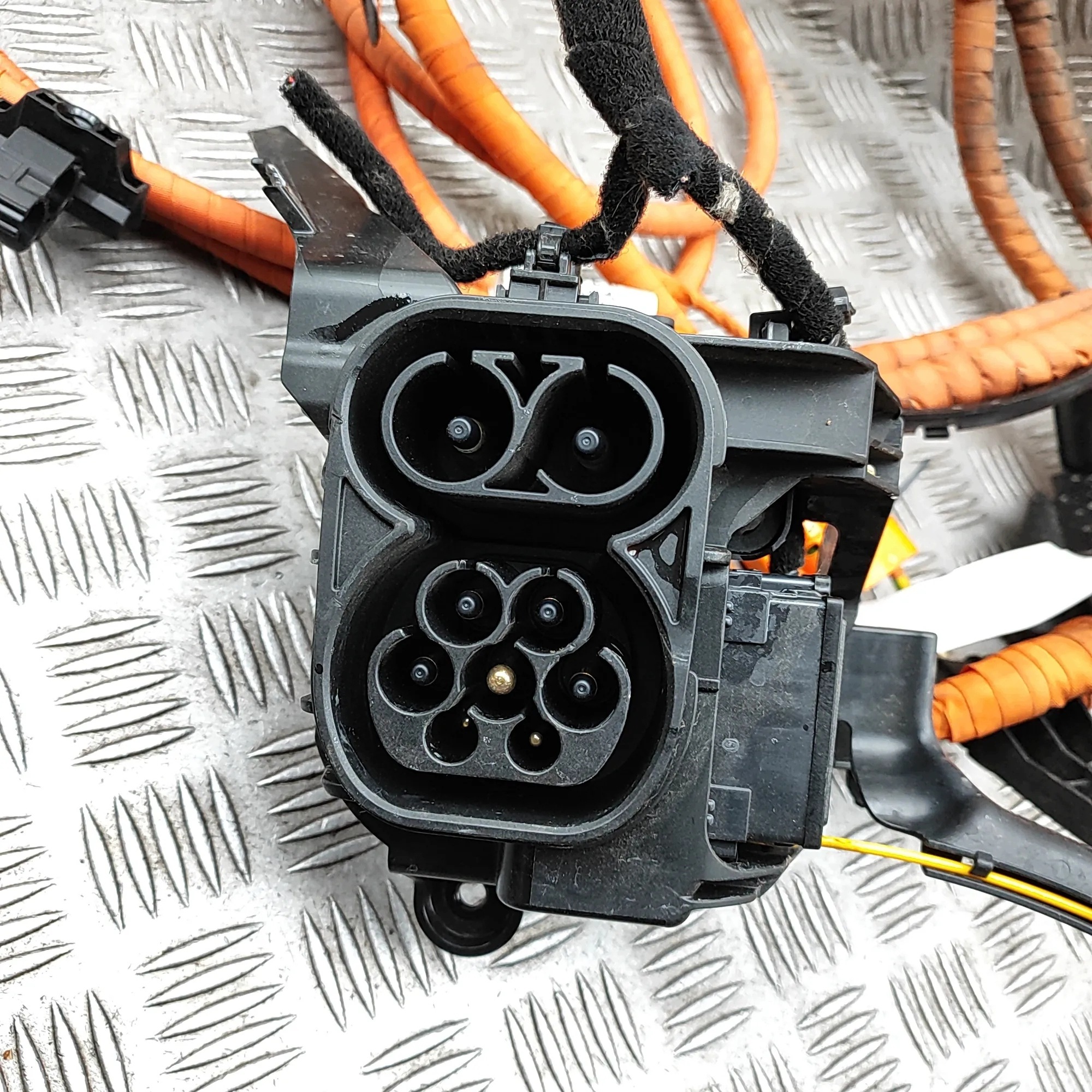 Cable de carga de batería Skoda Superb IV 3J0971531B image 8