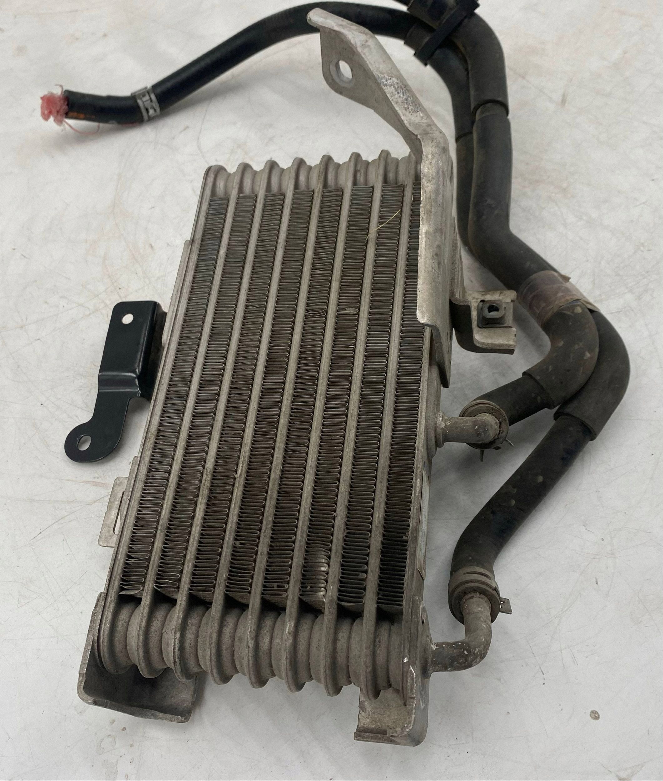 Toyota Sienna XL40 IV Getriebeölkühler 329100801000 image 4