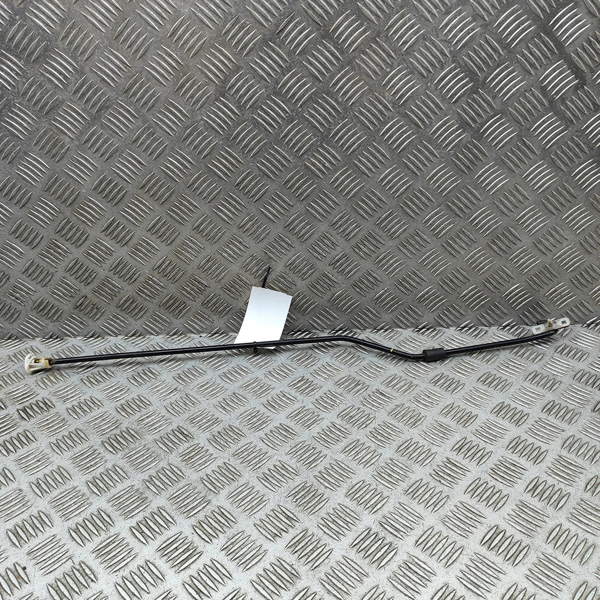 Soporte de capó Mitsubishi L200/Triton 5906A128 image 2