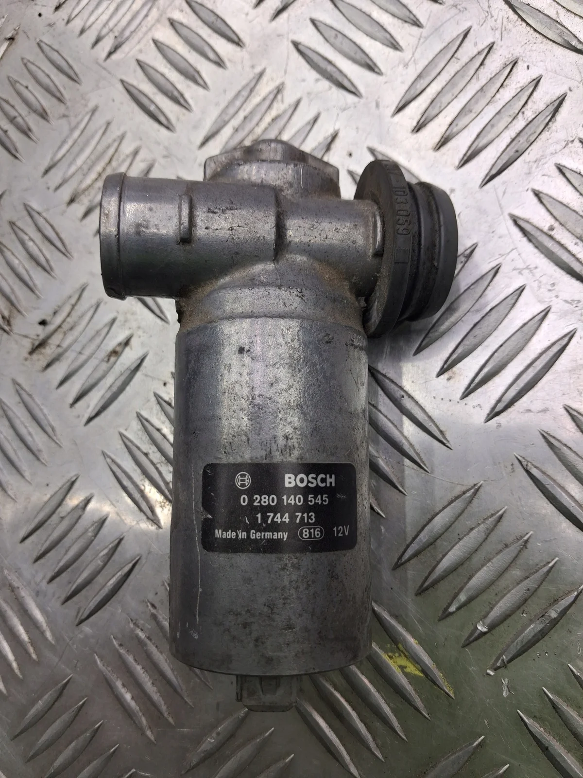 BMW 1744713 Moteur Pas à Pas Occasion