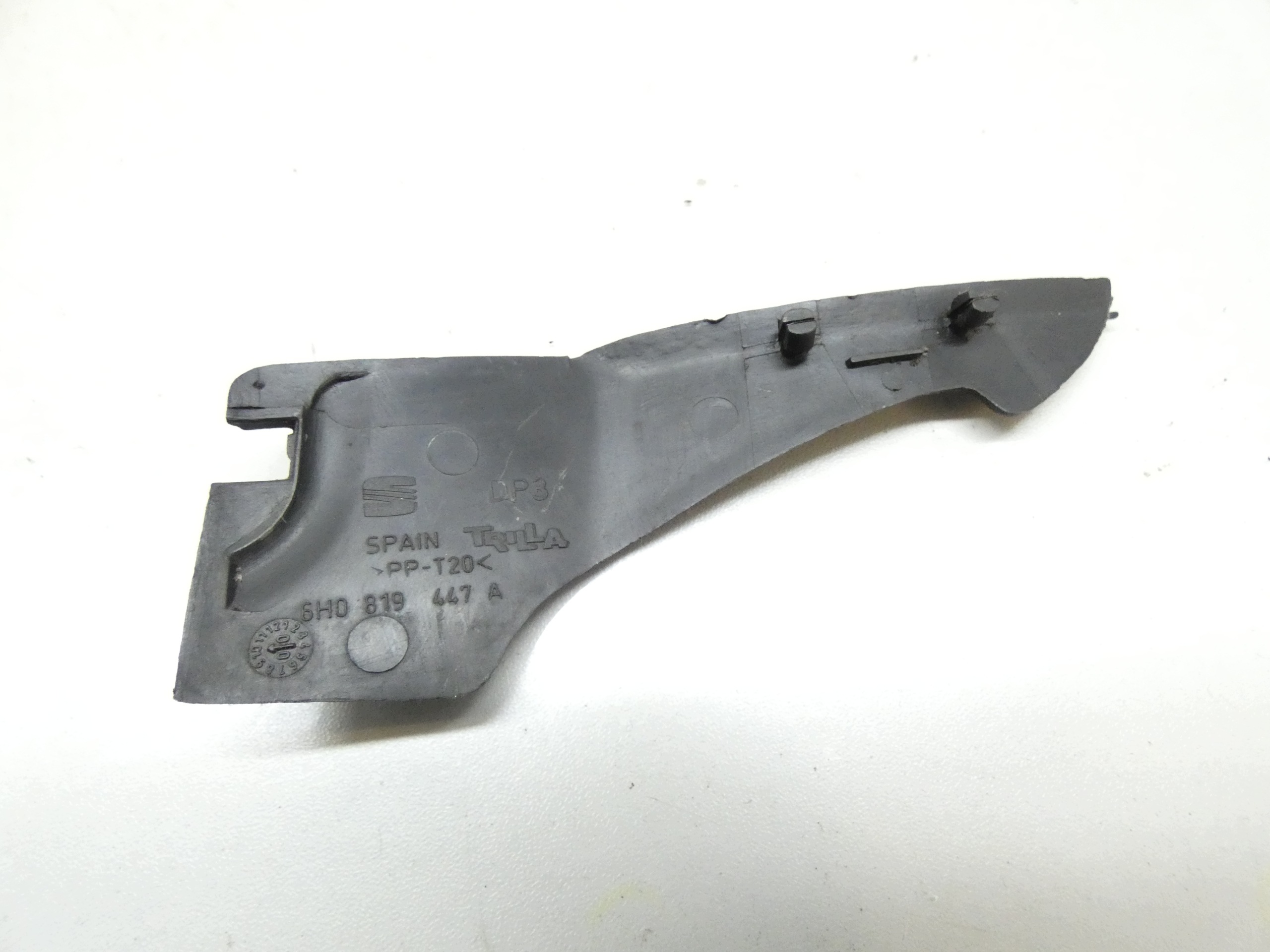 Bouchon de passage d'eau Seat Arosa 6H0819447A image 3