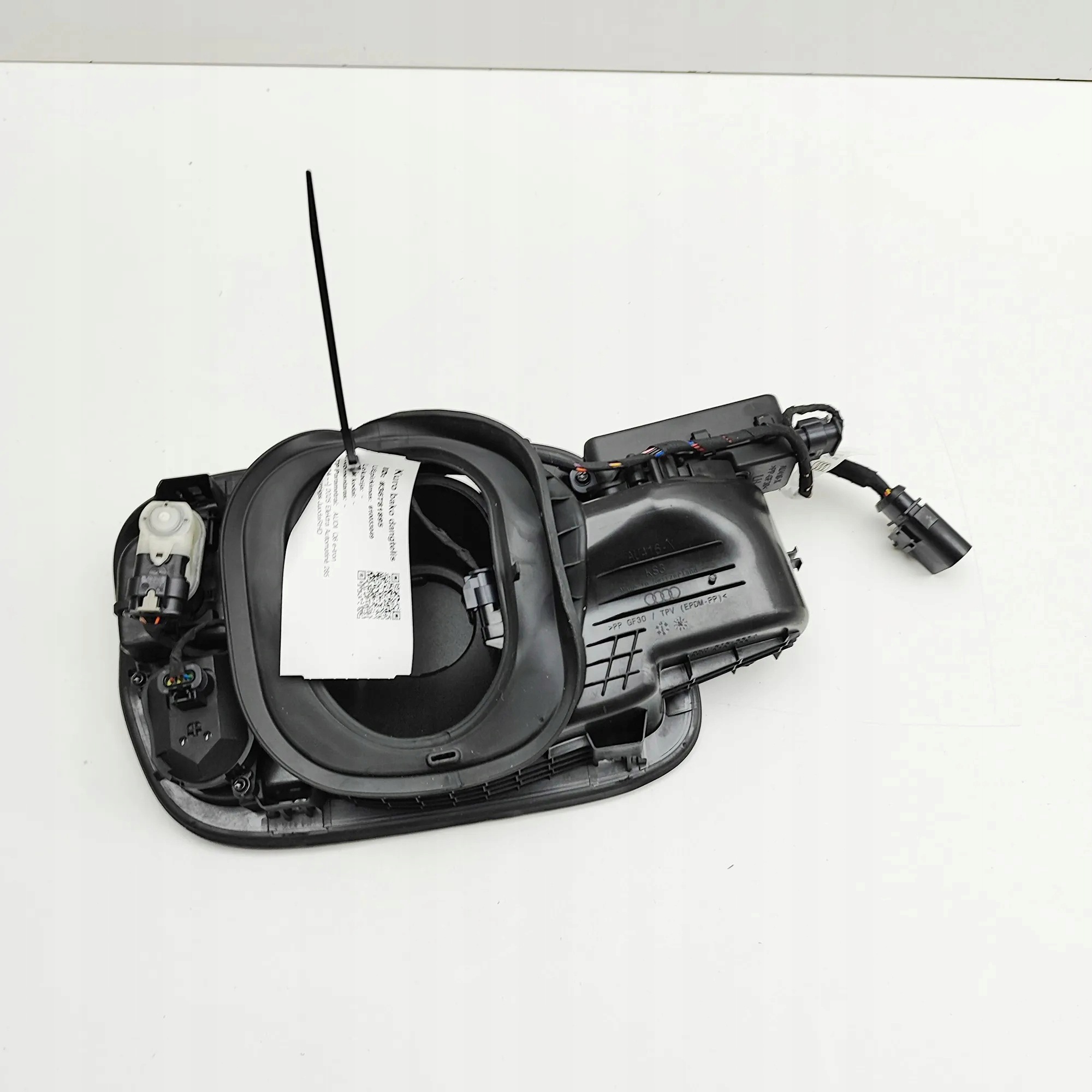 Bränsletankslock Audi Q6 e-tron 2024 OEM 85H810001A image 6