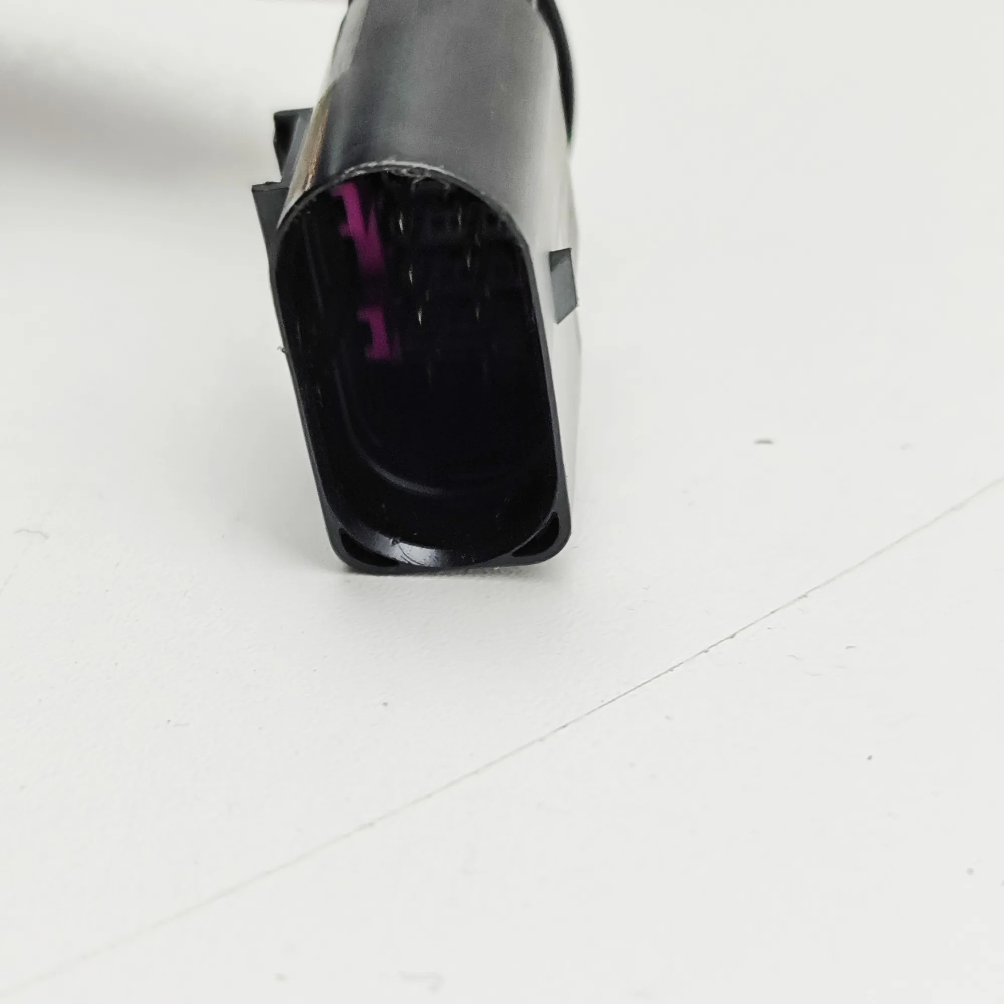 Bränsletankslock Audi Q6 e-tron 2024 OEM 85H810001A image 7
