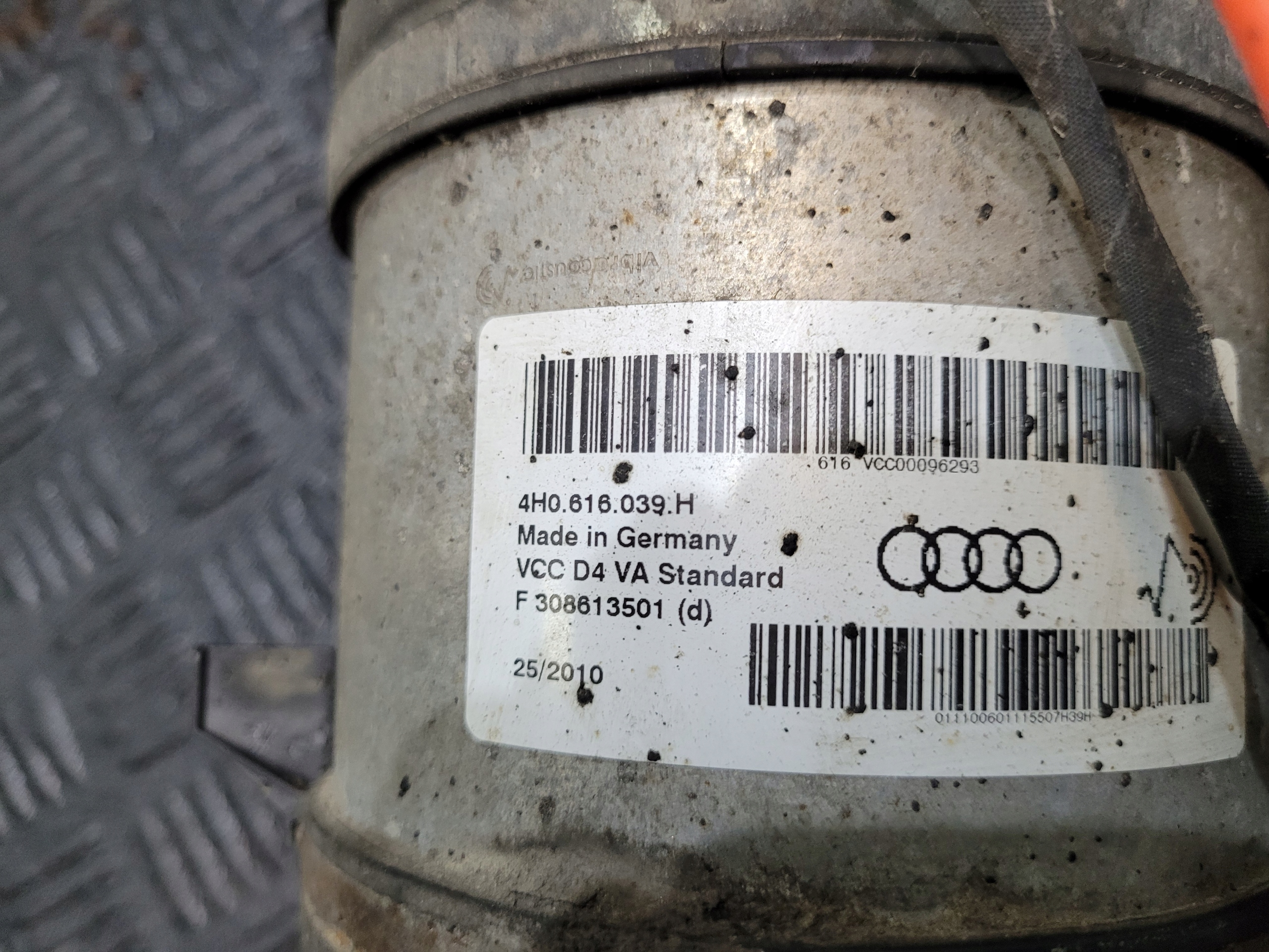 Amortisseur à soufflet avant gauche Audi A8 D4 4.2 TDI image 4
