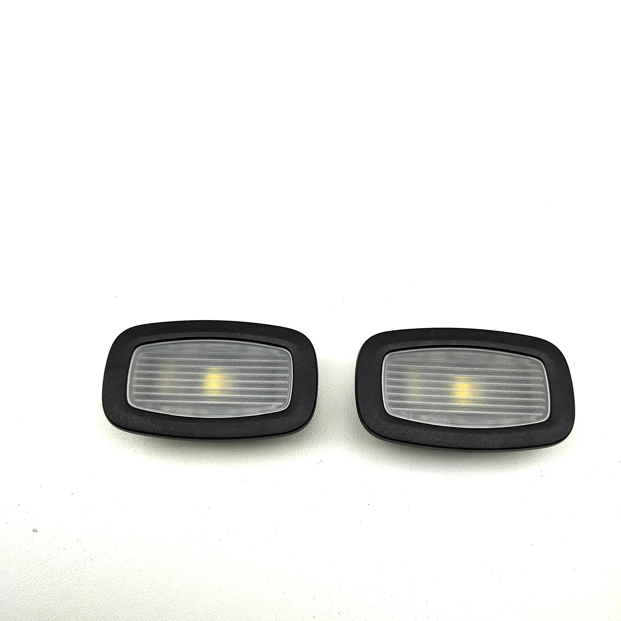 LIGHT OF THE DOOR MERCEDES-BENZ E CARRIO (A238) A0009069704 36903333 2.0L