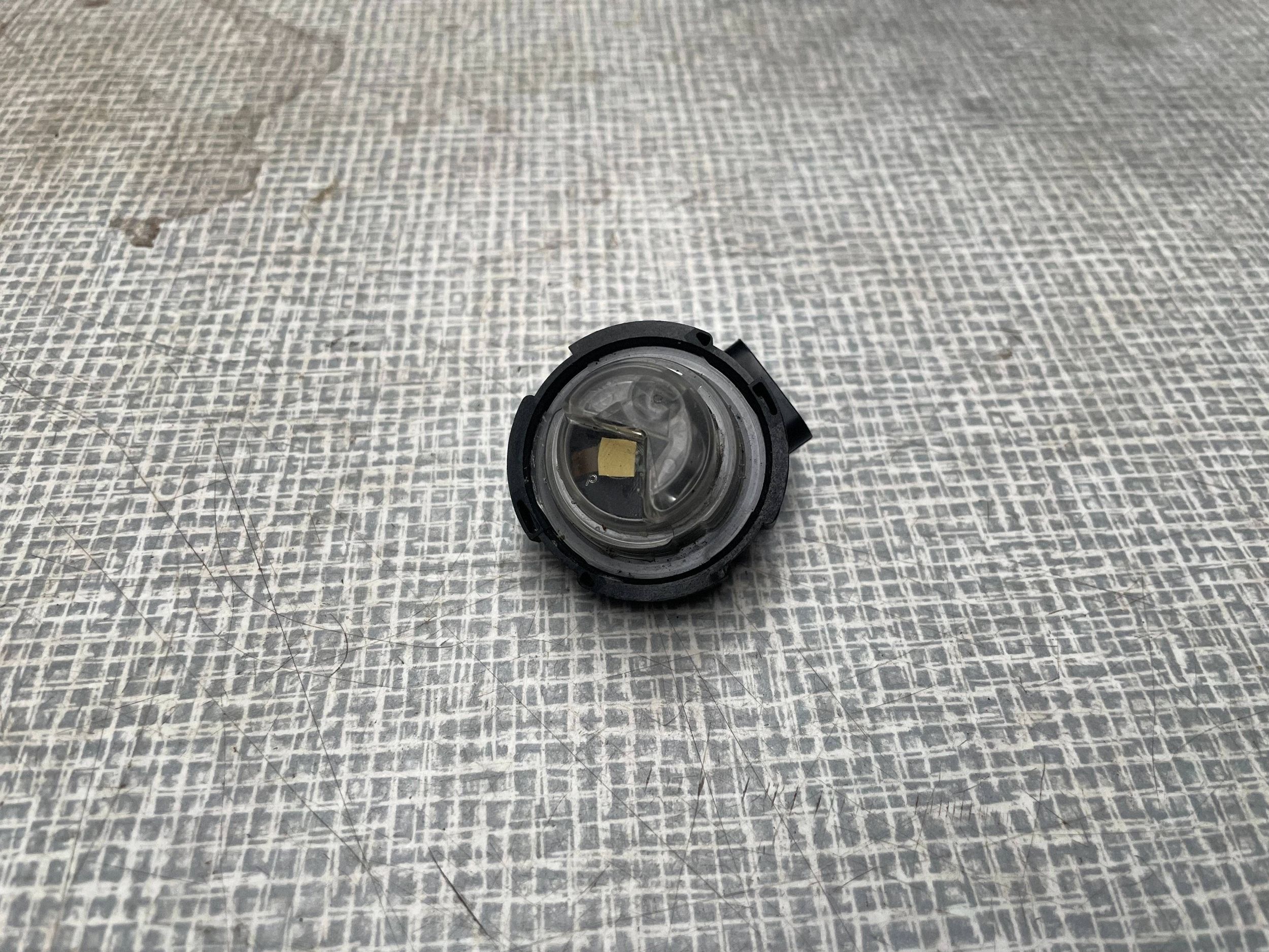 Capteur AdBlue Audi Q7 4M 4M0131940C0 image 2