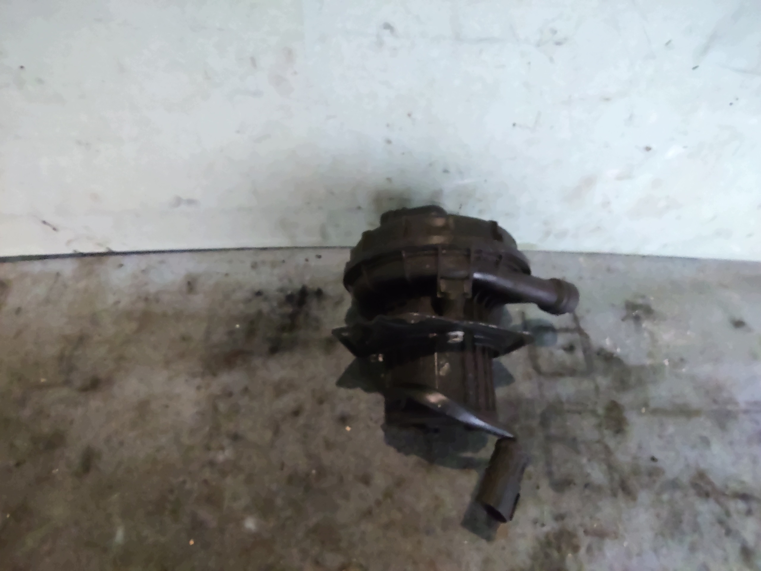 Ilmapumppu Opel 546324101141 Käytetty image 3