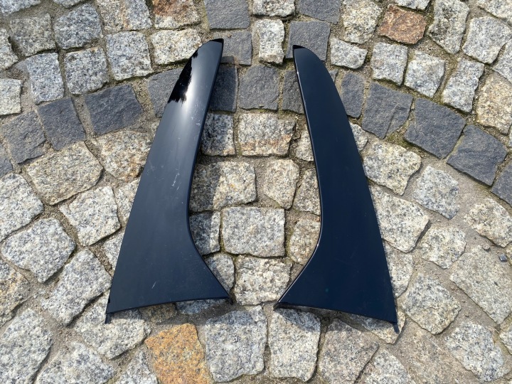MERCEDES 247 B KLASSE LIste LEITKANTE SPOILER LINKS HINTEN 2477901500 ORIGINAL