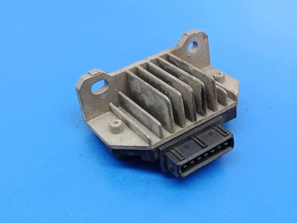 FIAT CINQUECENTO 0.7 700 Ontstekingsmodule MED 211A 7PIN image 2