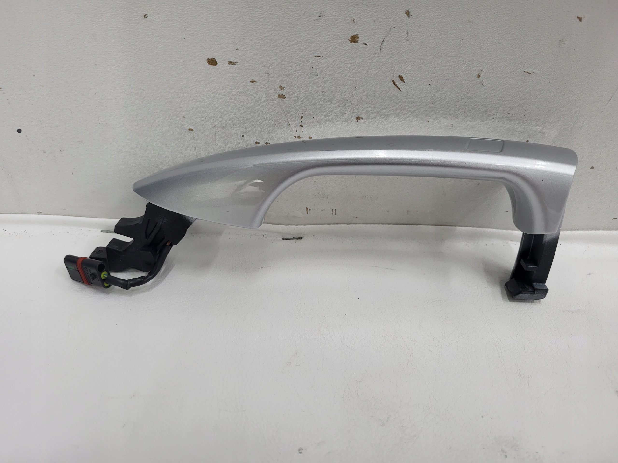 Maçaneta Traseira Esquerda Mercedes ML W166 A2047601370 image 3