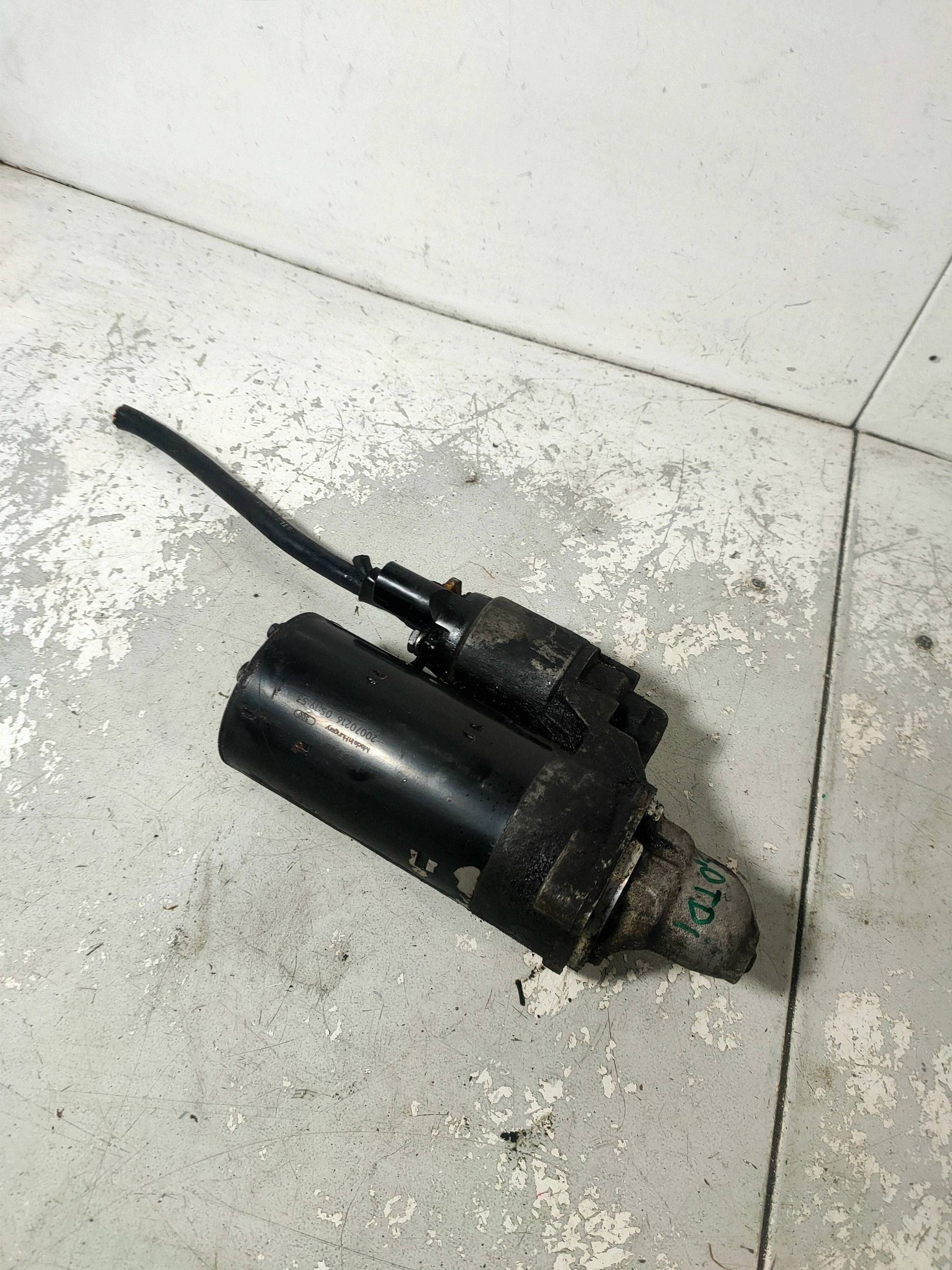 AUDI A4 B7 A6 C6 2.7 TDI STARTER 059911024 image 2
