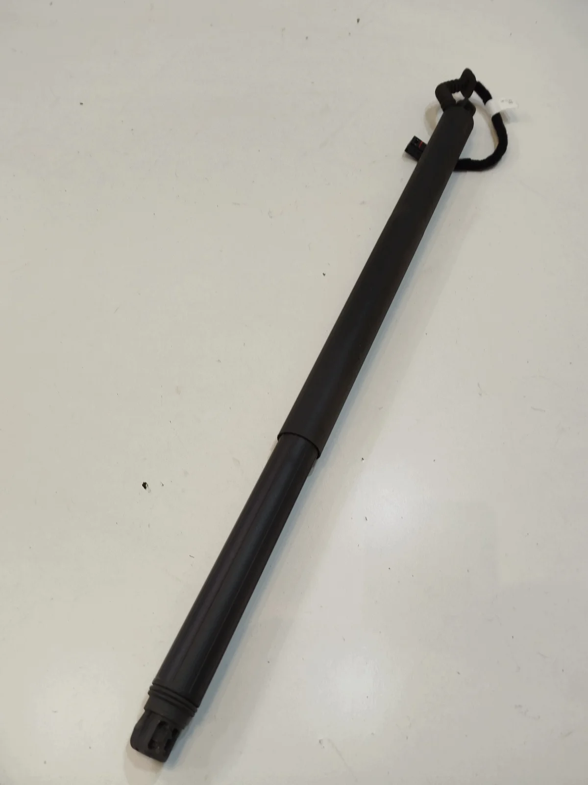 Ammortizzatore cofano Skoda Superb III Kombi Destro