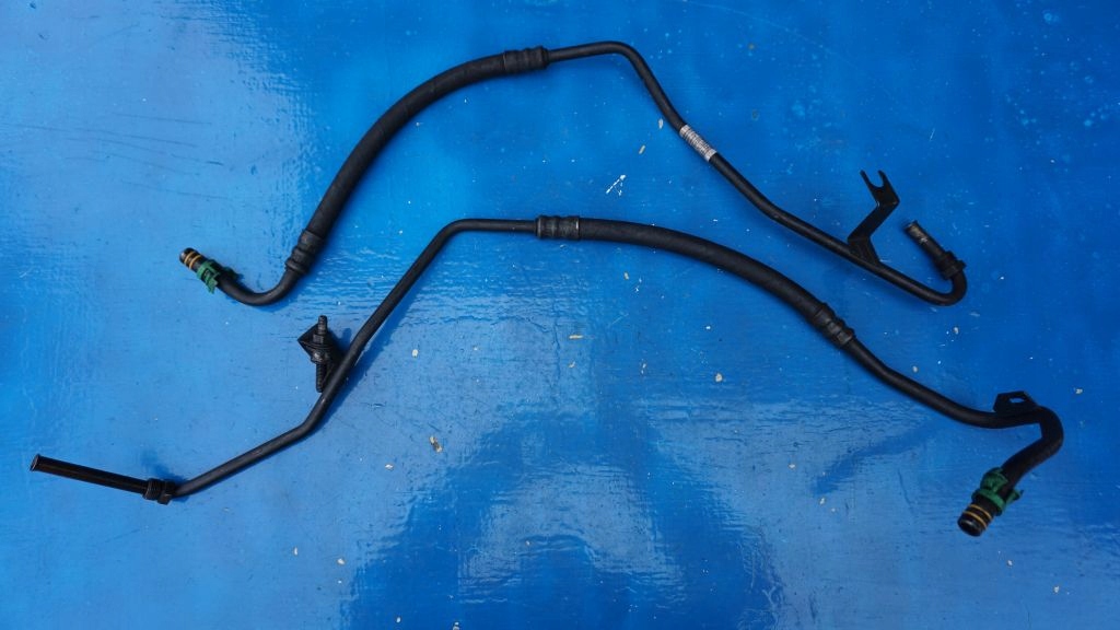 Volvo XC90 2.9 T6 vaihteistoöljyn putki OEM 30792748