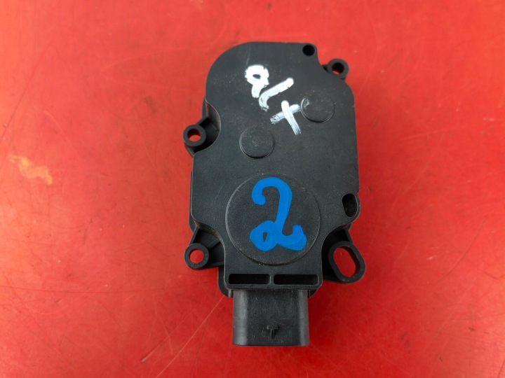 Porsche Macan Luftjalusi motor 95C965501A (1)