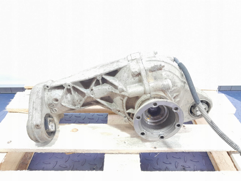 VW Amarok I 2.0 TDI 140 HP 4x4 Front Axle Differential