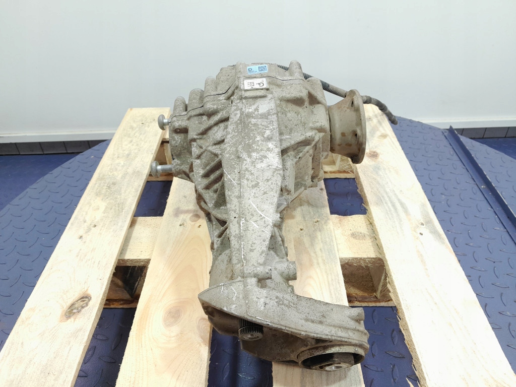 VW Amarok I 2.0 TDI 140 KM 4x4 Vorderachse Diff. OEM L-263701- image 3