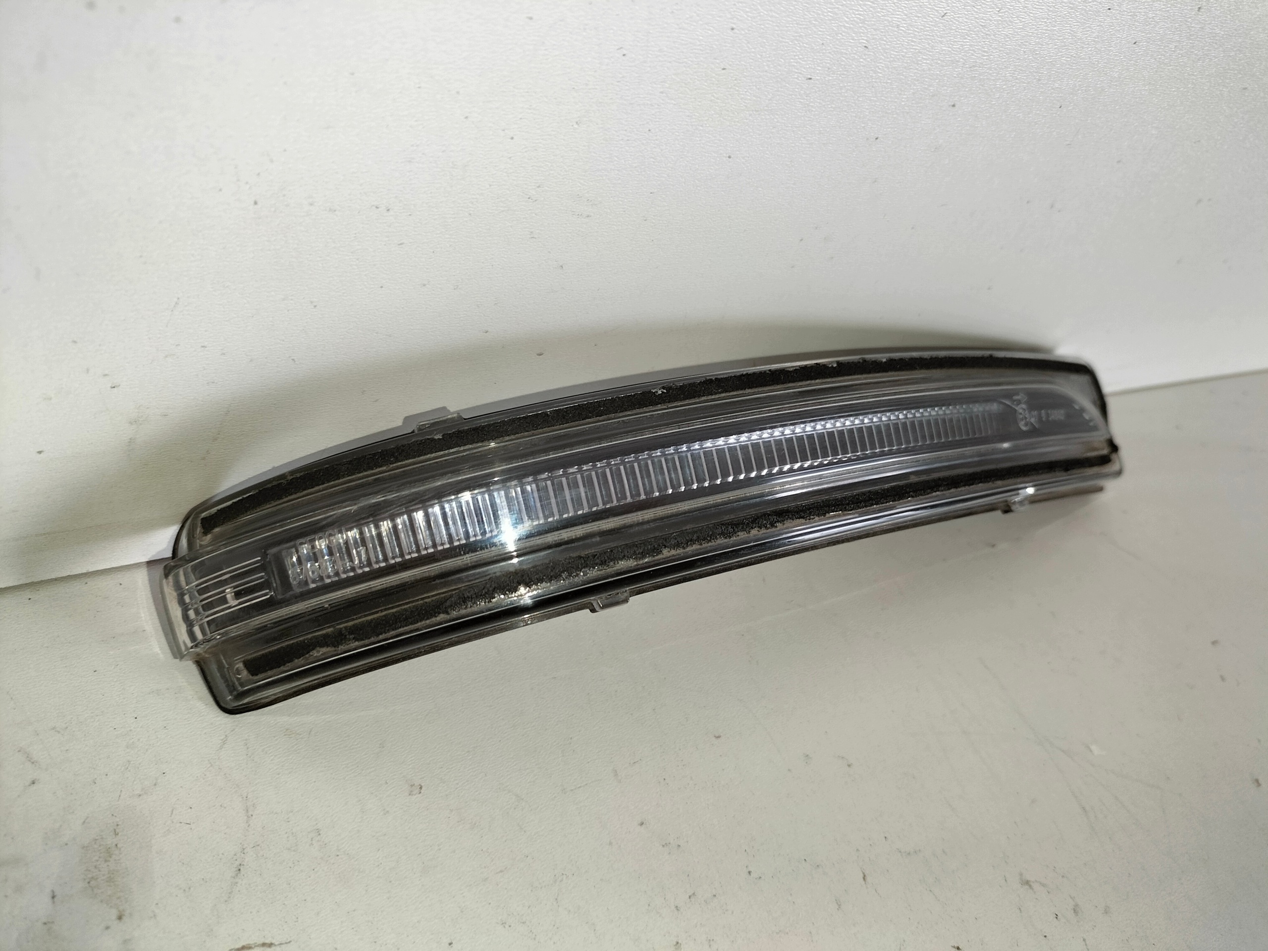 Intermitente retrovisor derecho KIA CEED III 18- X-CEED 19- image 3