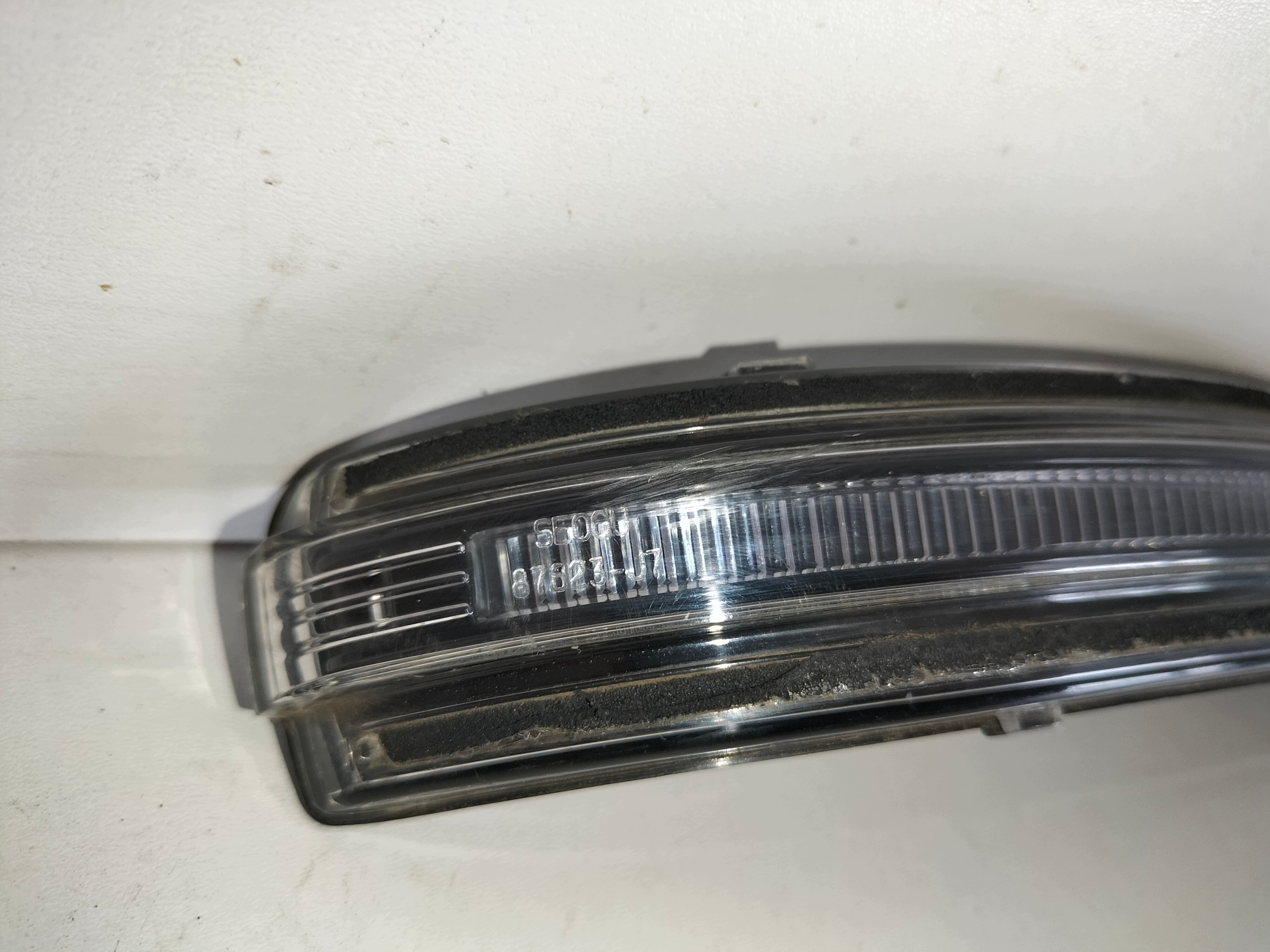 Intermitente retrovisor derecho KIA CEED III 18- X-CEED 19- image 4