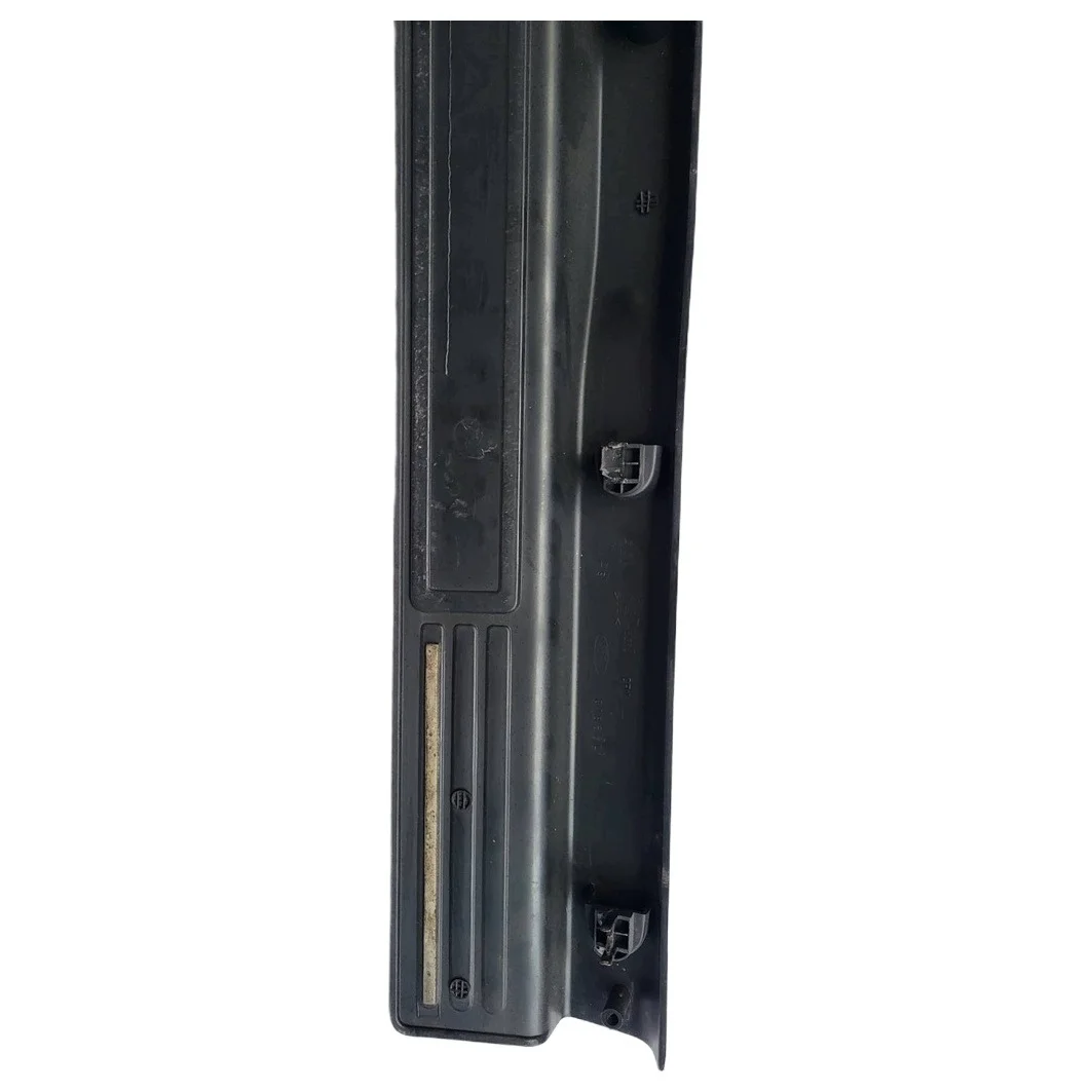Soleira Ford Mustang 2013 Usada OEM 6313201 image 6