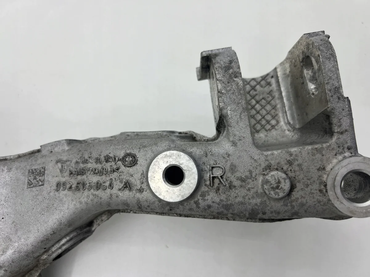 Support arrière gauche Porsche 911 992 992505063A image 2
