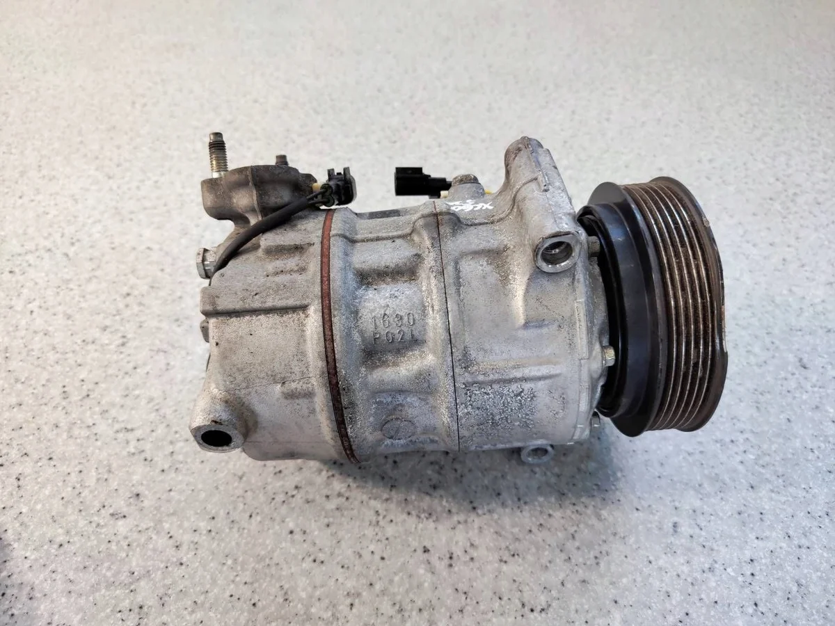 Compressor AC Volvo XC60 I 31332528AOP image 3