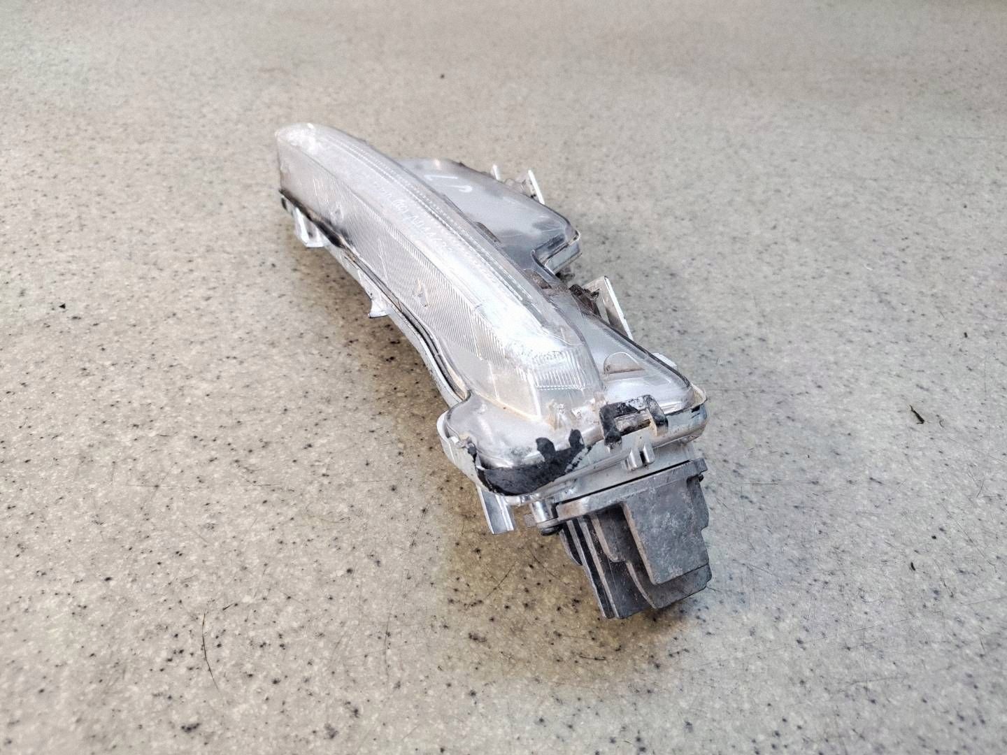 Volvo V60 LED-päiväajovalo vasen 8925019527A