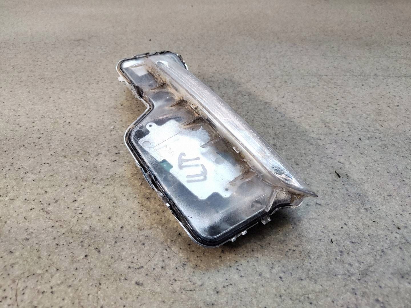 Vänster DRL LED-strålkastare Volvo V60 8925019527A image 3