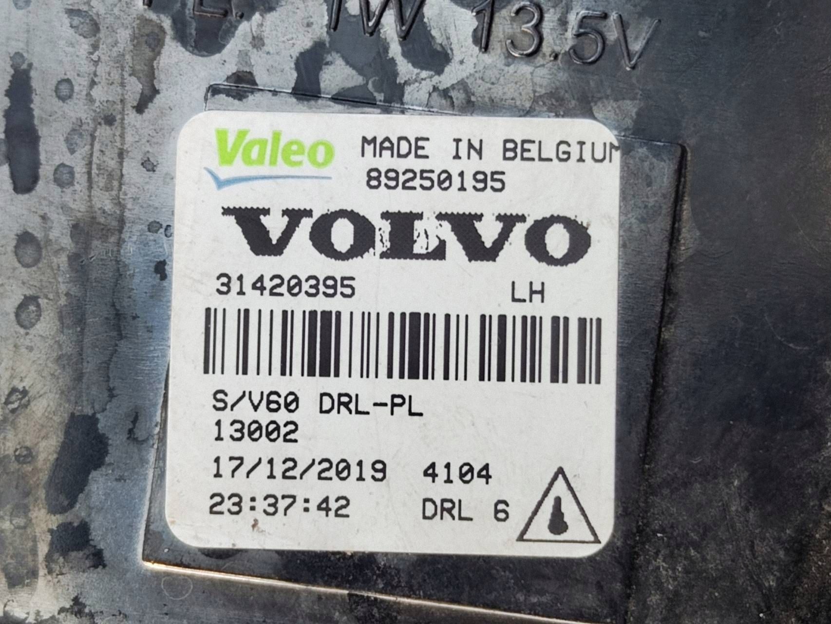 Vänster DRL LED-strålkastare Volvo V60 8925019527A image 6