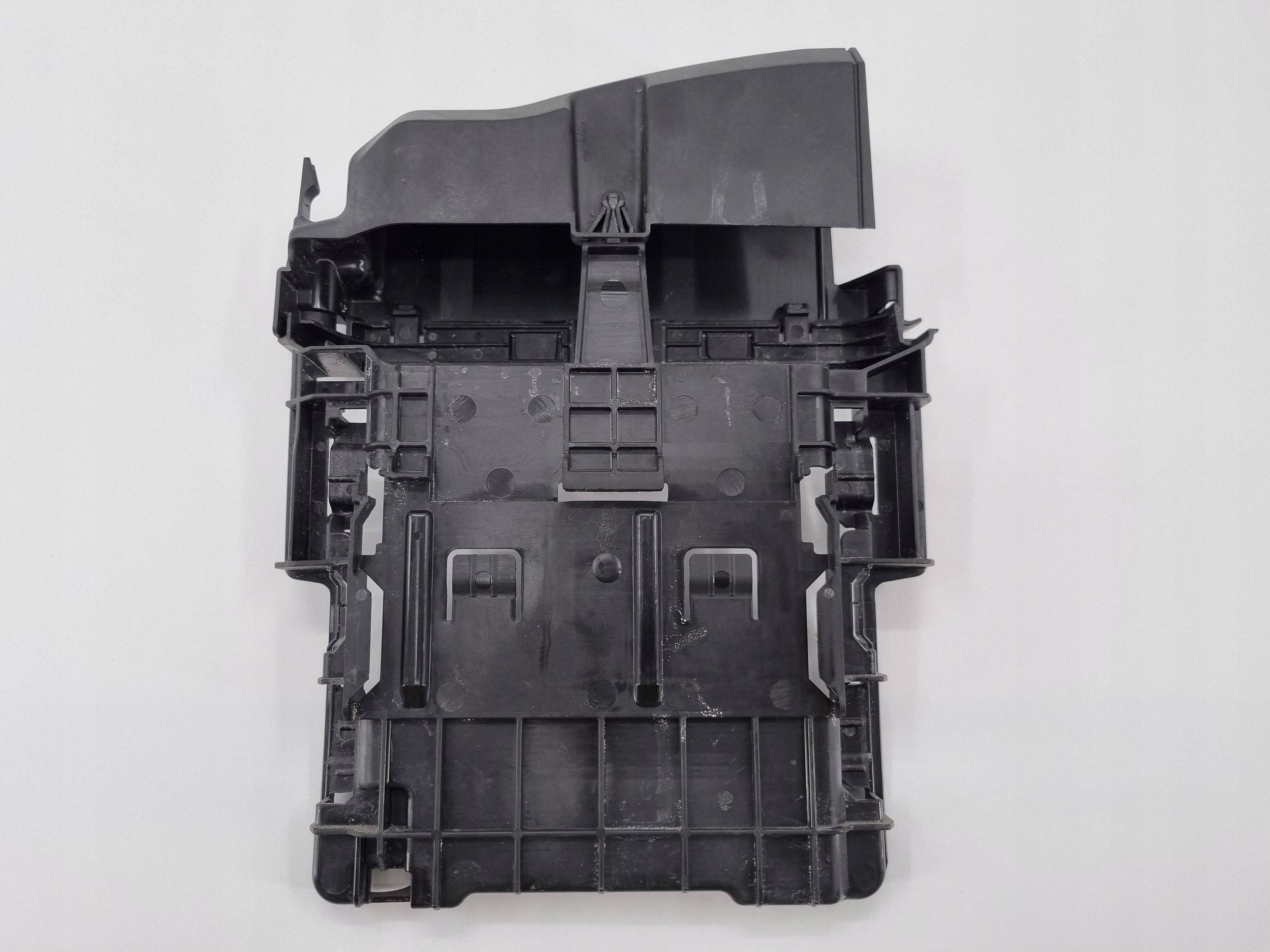 Soporte ECU Audi A5 2025 8B3907647A image 4