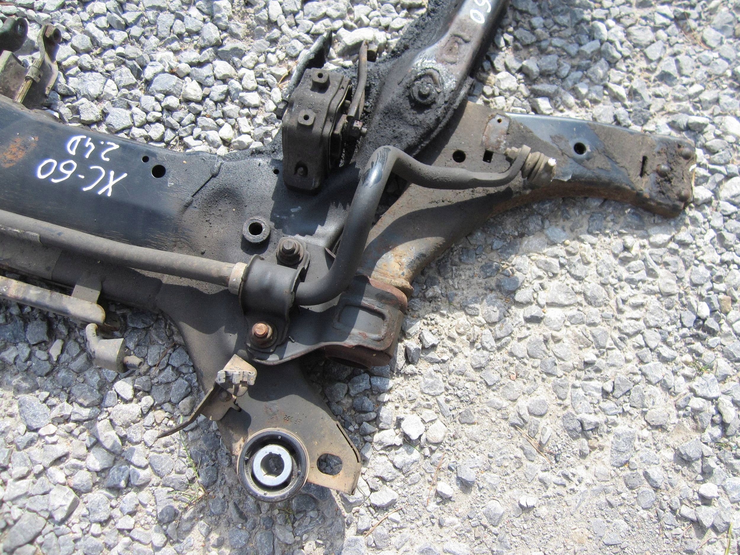 Front Suspension Crossmember Volvo XC60 2.4D OEM COE5469