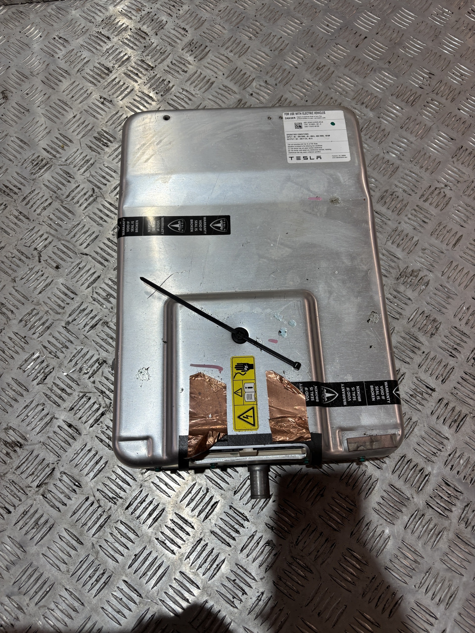 Convertidor Cargador Tesla Model S 12- OEM 1014963-00-K image 2