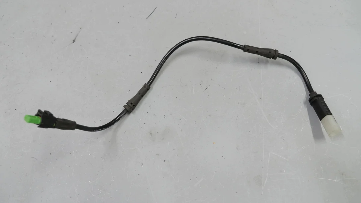 BMW X3M F97 X4M F98 Rear RBS Cable Adapter 8067511