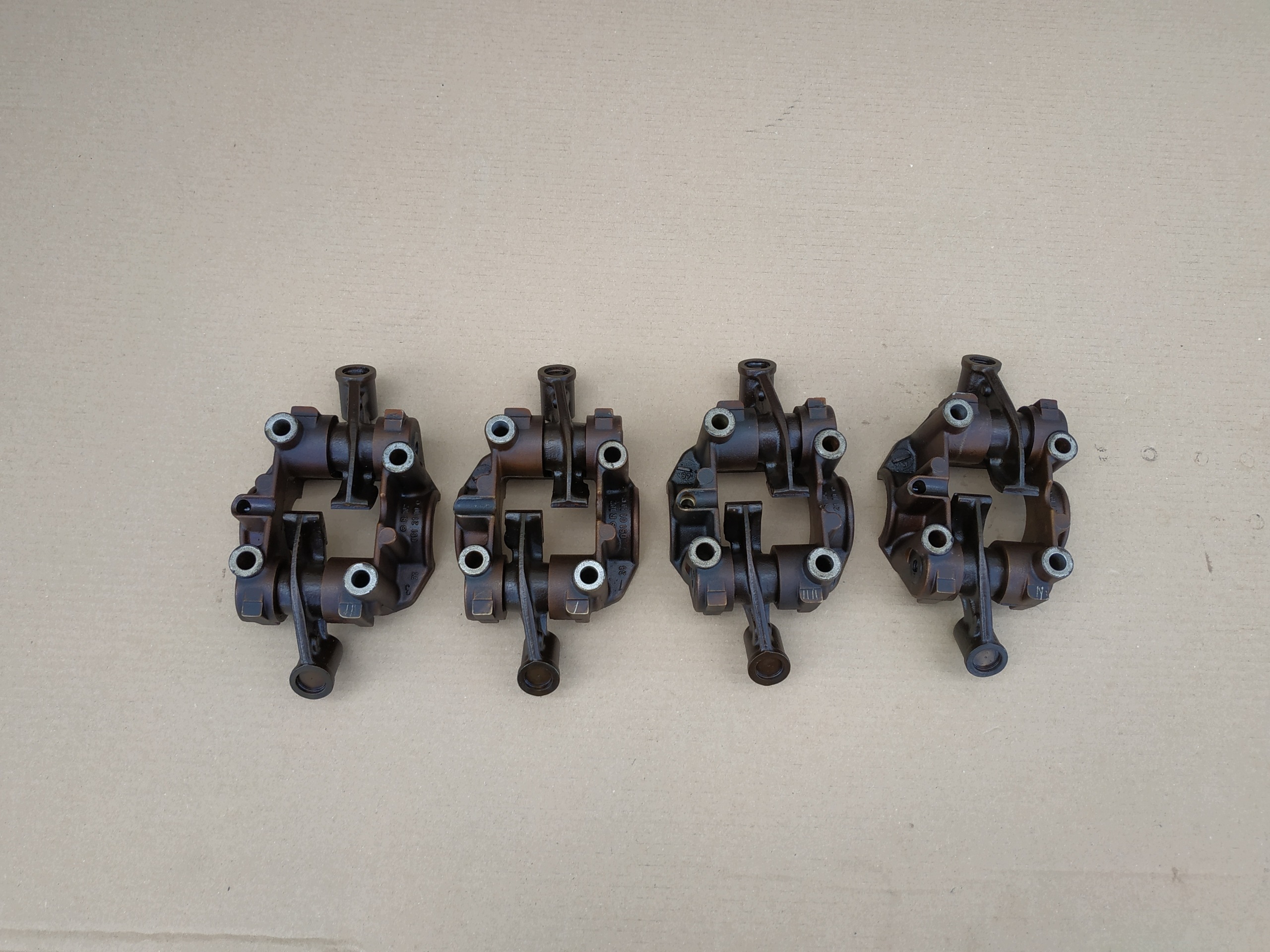 Ventilstößel Mercedes W124 2.0 2.3 Benzin R1020512110