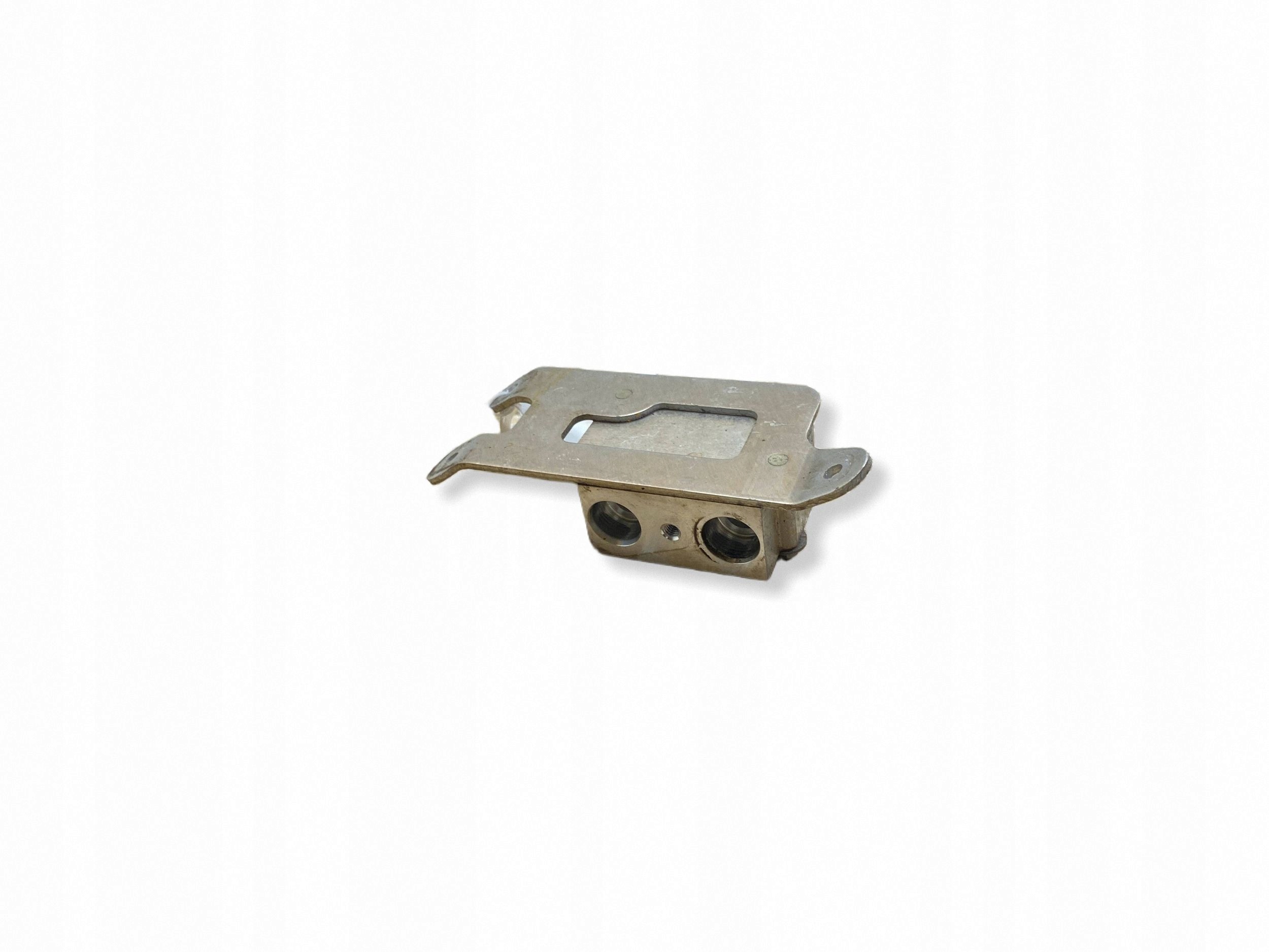 BMW 5 F10 F11 2011 Ölkühler Getriebe OEM 7592723 image 4