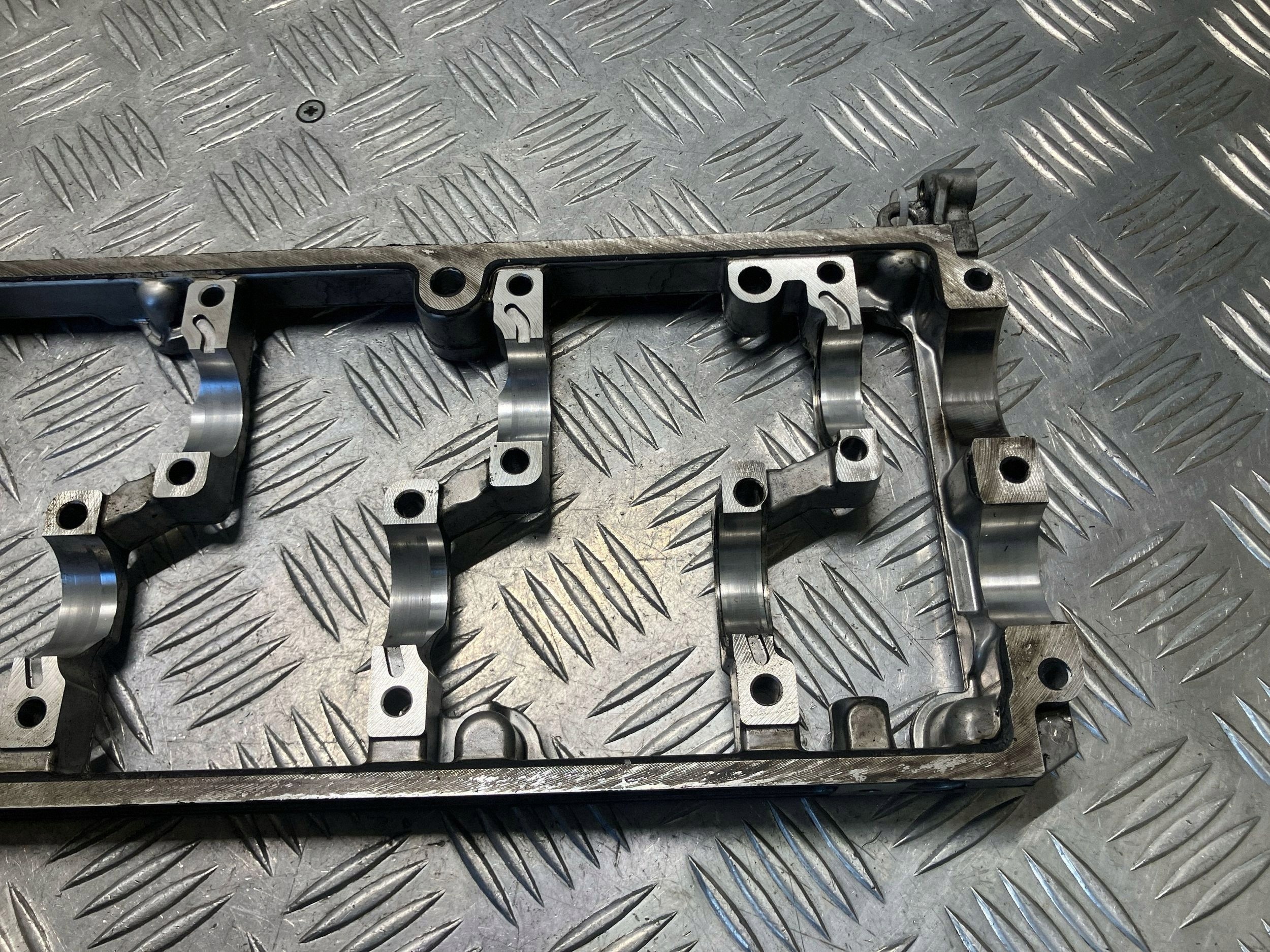 Base de Eixos de Comando VW Golf VI 1.6 TDI CAYC 03L103286 image 4