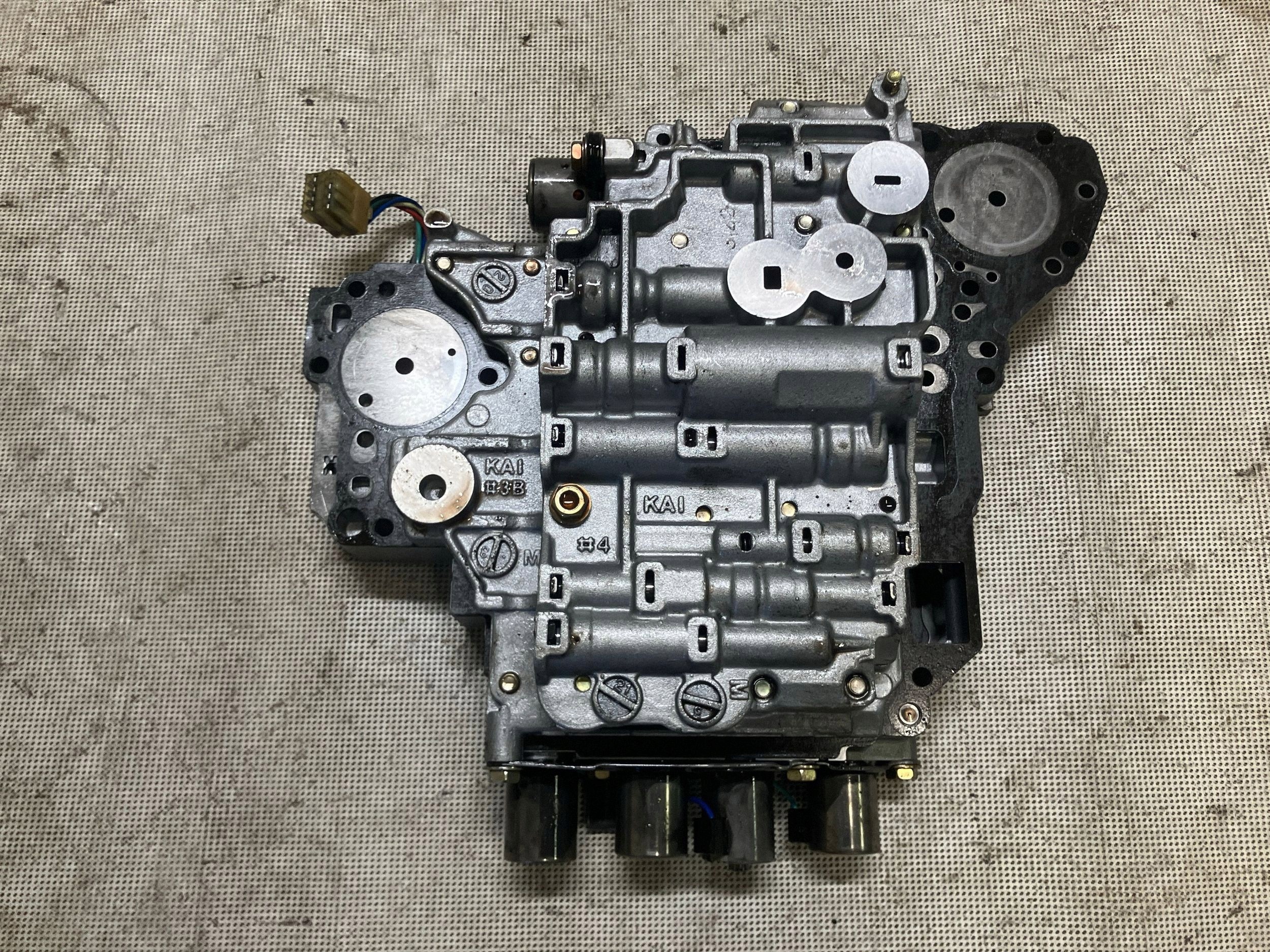 Mechatrônica Nissan Note E11 2013 Usado OE ERN90599 image 6
