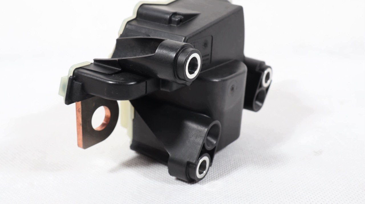 POZNEX Tesla Model 3 Y HV-batterijcontactor 1089334-00-H image 5