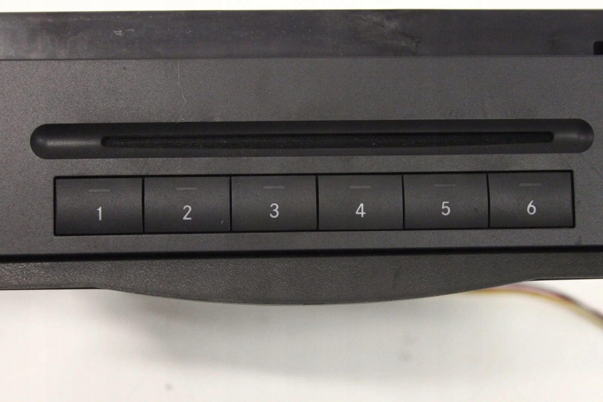 Mudar CD Mercedes-Benz R (W251, V251) image 4