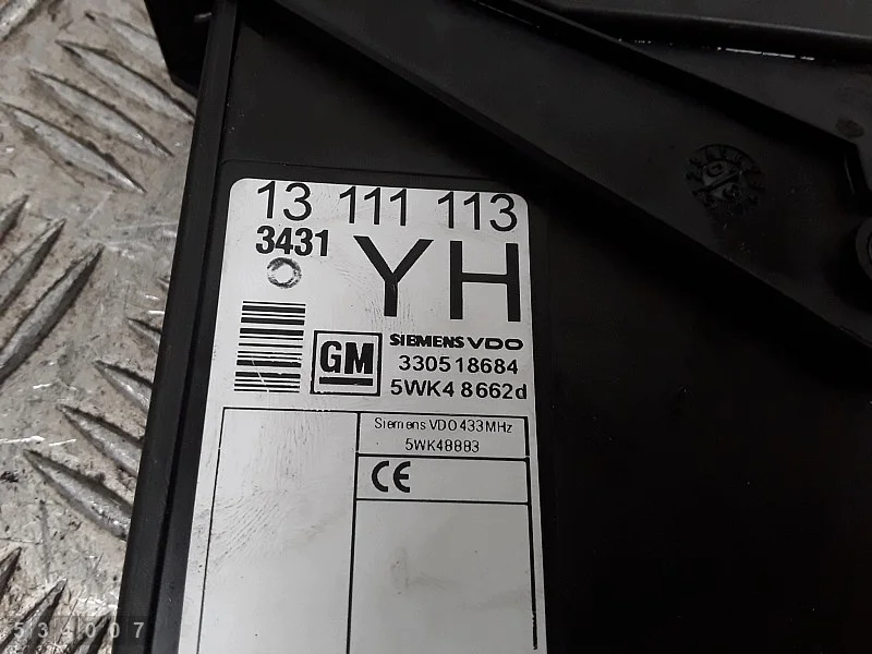 Opel Combo C 1.7 Diesel ECU 13111113 image 5