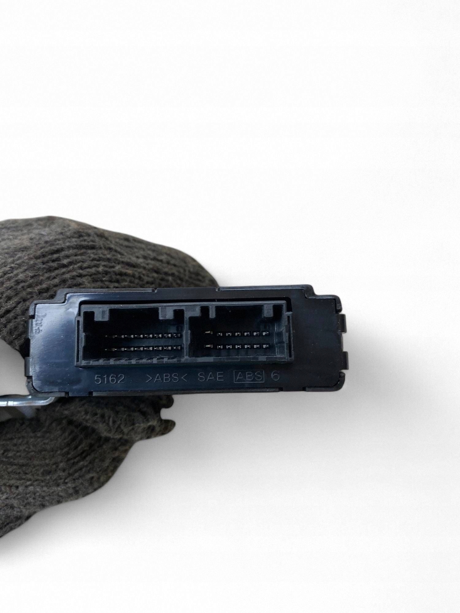 Lexus RX V 2023 Side Mirror Module 8943048120 image 5